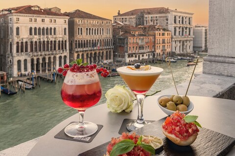 H10 팔라초 카노바