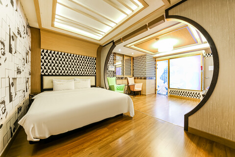 진주 호텔 비치