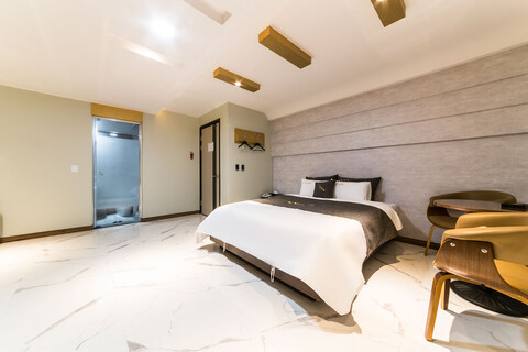 고양(주교) 럭스