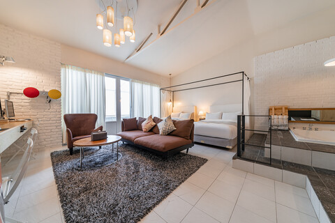 천호 AUGUST(8월)HOTEL