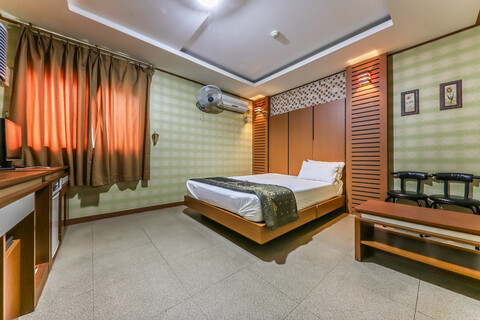 대전 유천 풀하우스