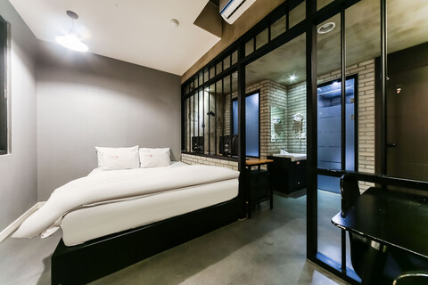 대구 대명동 9h (나인아워스)