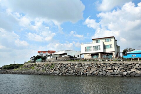 서귀포 헤세드하우스펜션