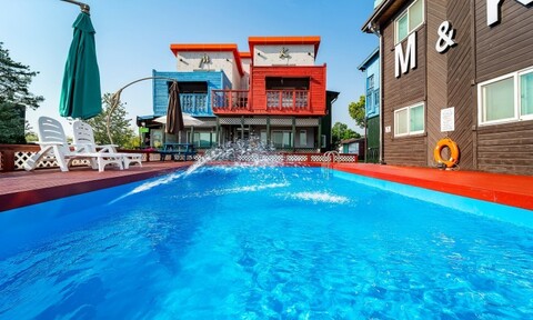 경주 엠엔케이풀빌라펜션