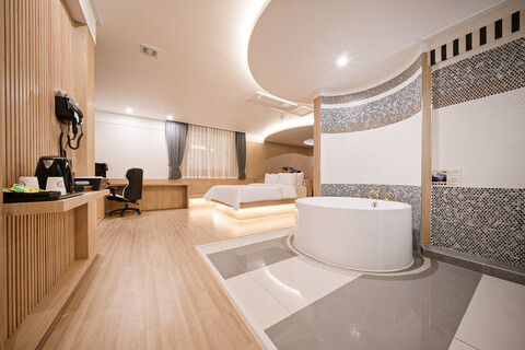 광주 중흥동 호텔 보다 Drive In 광주역점