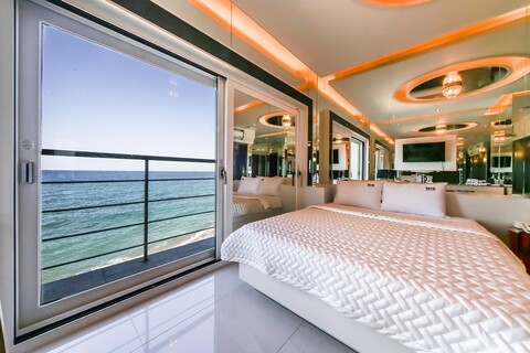 영덕 강구항 인투