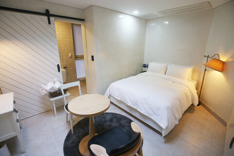 충주 크림 Drive-in