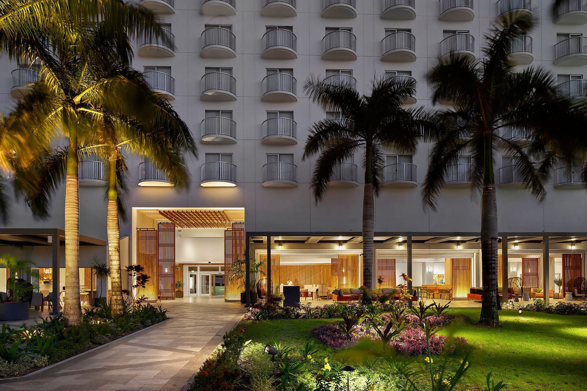 Crowne Plaza Resort Saipan Exterior