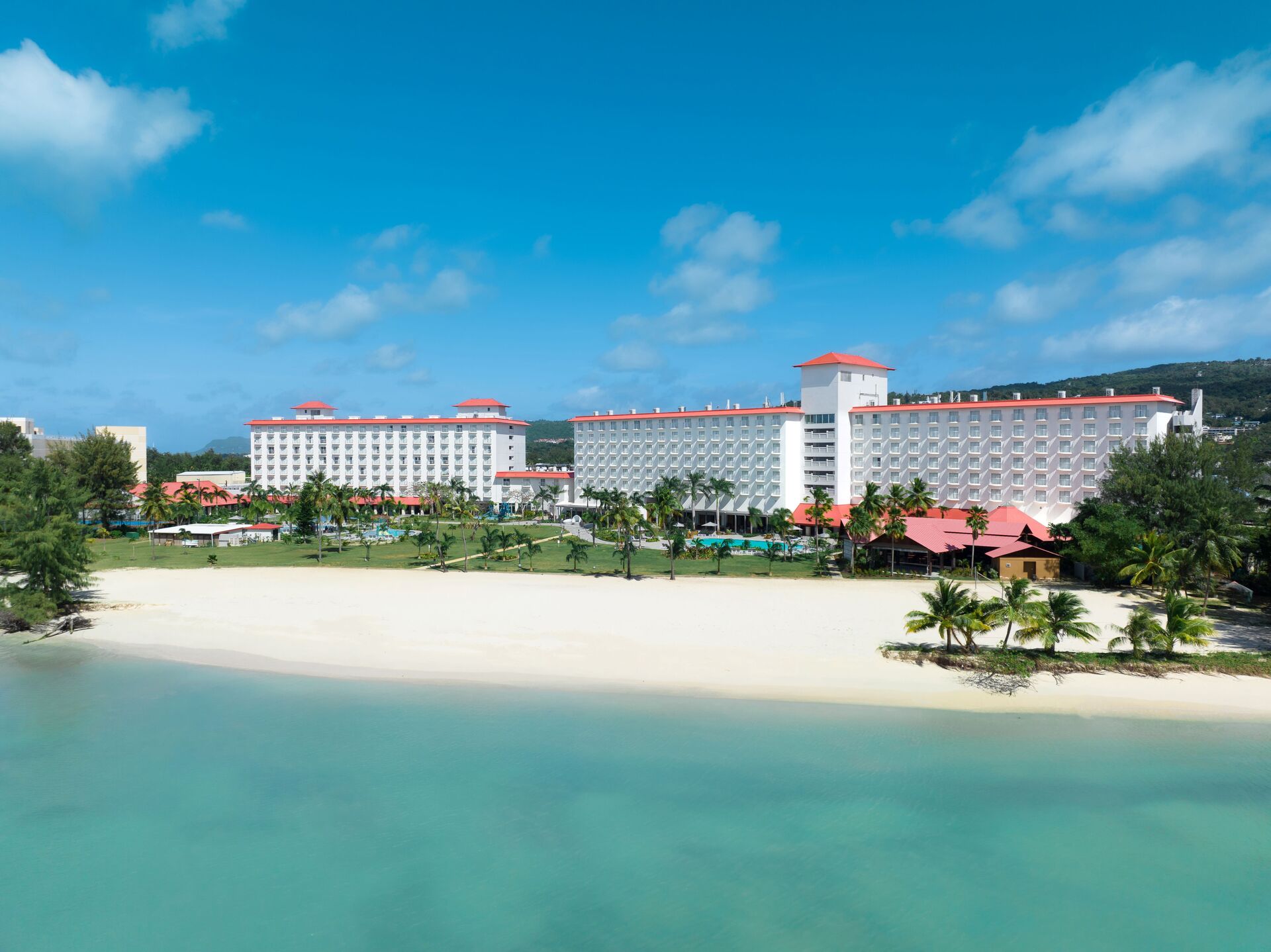 Crowne Plaza Resort Saipan Exterior
