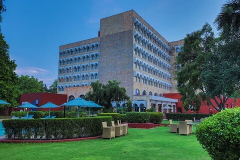 타지 갠지스, 바라나시