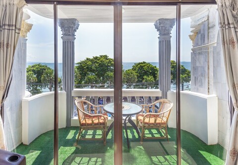 해피 바이킹스 - 비치프론트