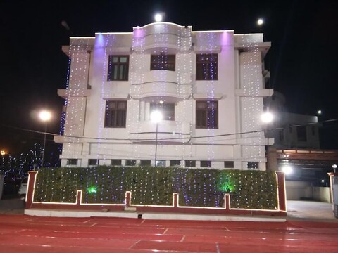 사르나트 모텔 앤드 리조트