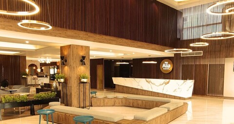 호텔 그랜 알리아 치키니