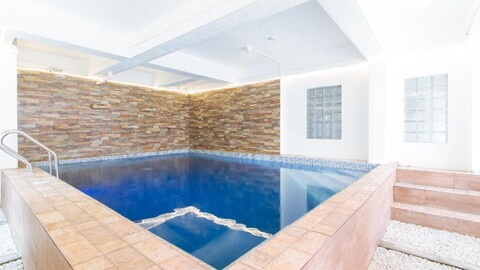 레드도어즈 플러스 탐보 파라냐케 근처