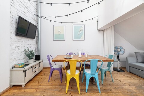 렌트플래닛 - 아파트먼트 라츠와비카