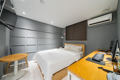 성남 HOTEL 오일 莊