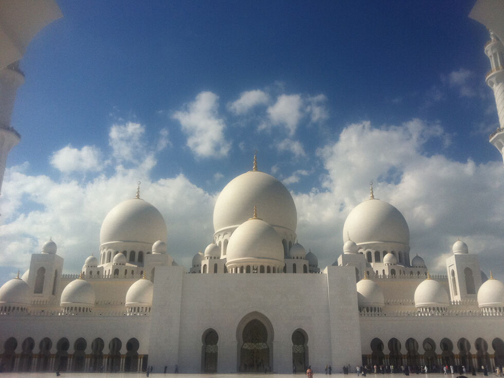 단독 아부다비 시티투어, 한국인 전문가이드(UAE 20년