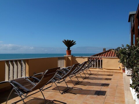 디펜덴차 오텔 벨라비스타