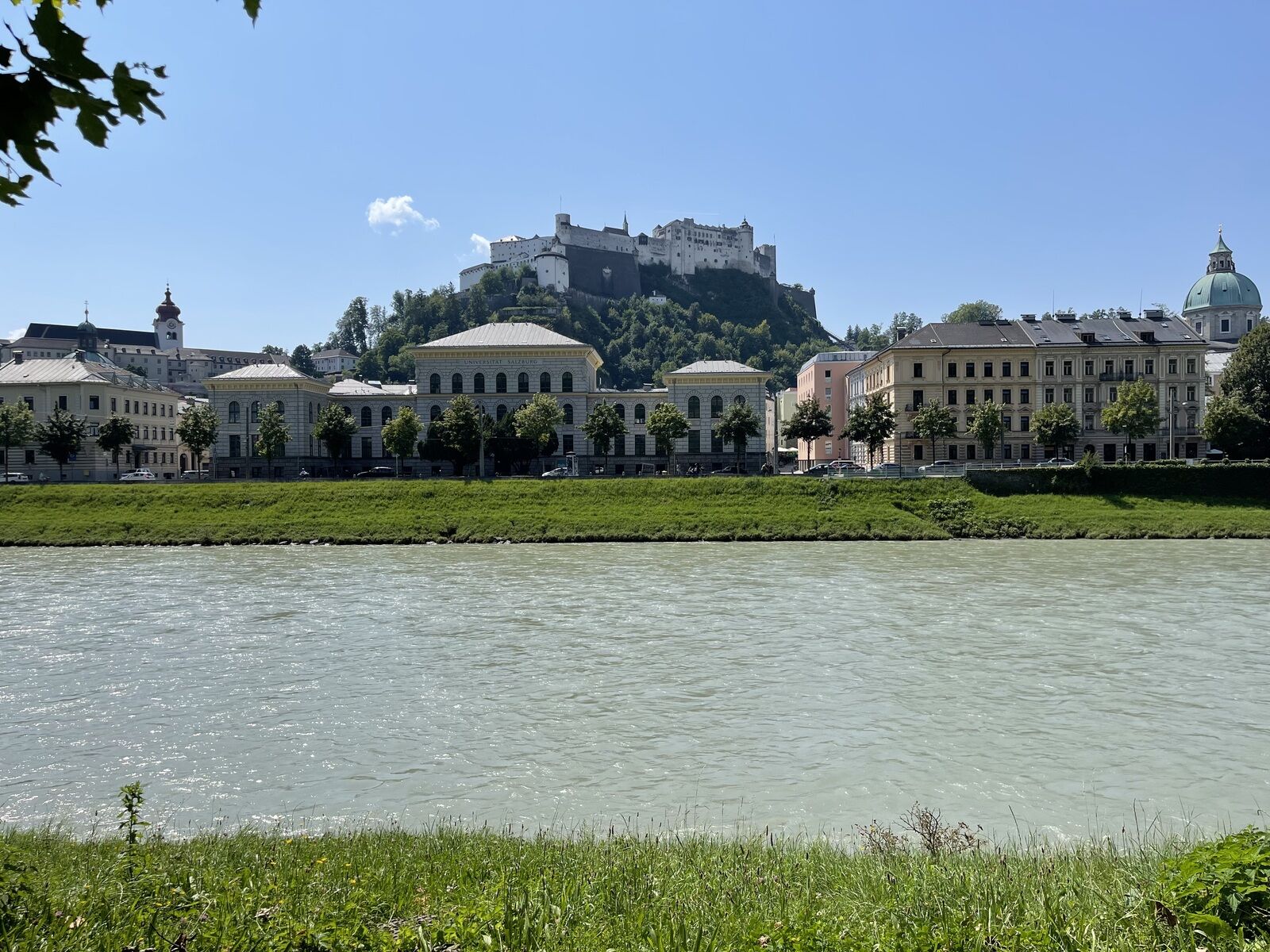 여행 상품 이미지