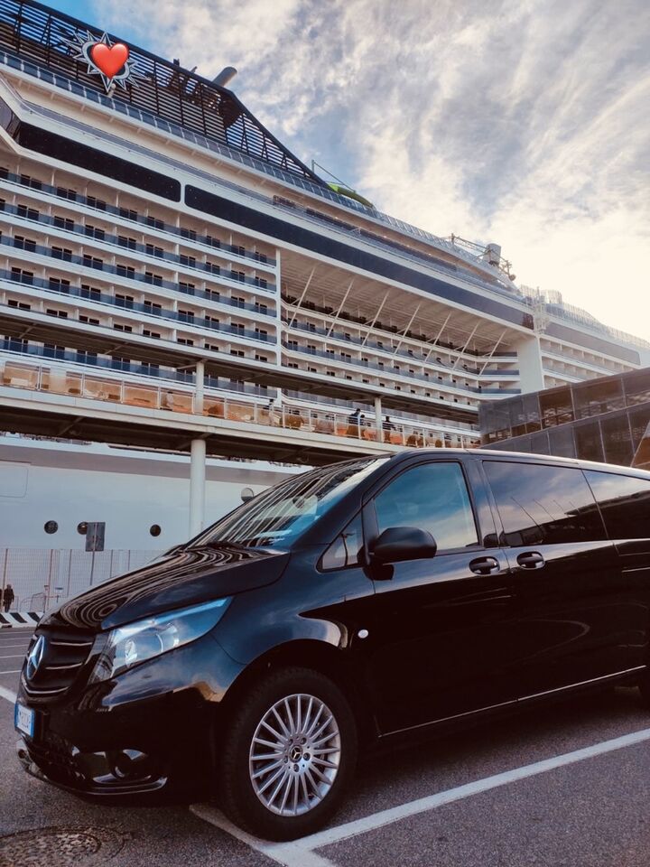 🚢[픽업또는 샌딩] 치비타베키아항구 크루즈 터미널바로앞 승하차 -24시간 한국어 문의가능-i