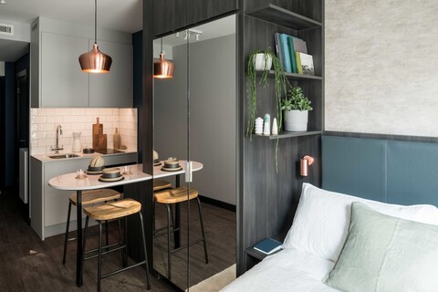 ARK 캐나리 워프