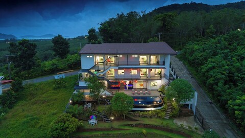 빌라 납 다우 크라운 프라이빗 풀 빌라 푸켓