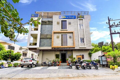 패브호텔 더 캐슬 홈스테이