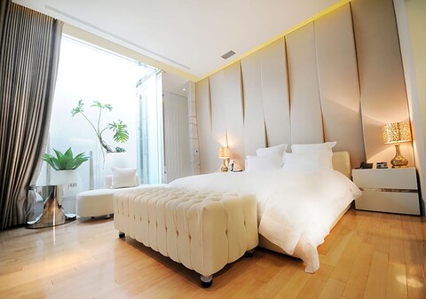 로얄 그룹 모텔 민주주 분관