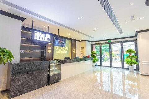 파저우 XANA 디럭스 인터내셔널 호텔, 파저우 컨벤션 및 전시 센터, 창강 지하철 지점 - 캔톤 페어 기간 동안 캔톤 페어 단지로 가는 무료 셔틀버스