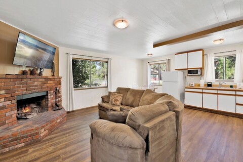 트윈 파인즈 #111