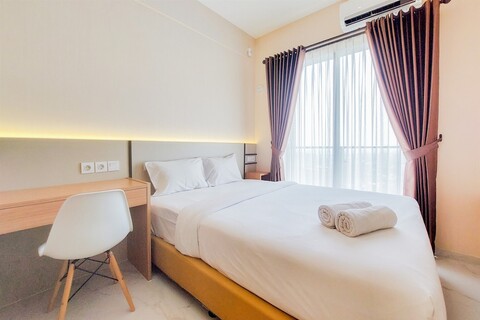 잘 가구가 비치된 멋진 스튜디오, 스카이 하우스 BSD 아파트먼트