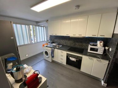 Habitaciones cerca del centro de Barcelona, Barceloneta, Aeropuerto y Fira