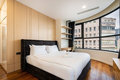 하얏트-빈콤-재프타운 D1