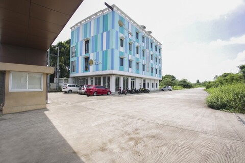 게둥 주앙 근처의 컬렉션 O 브카시 티무르, 이전 레지아 탐분