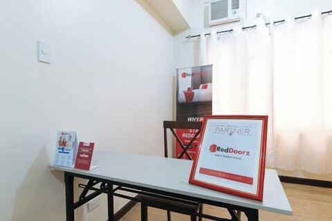 RedDoorz Hostel @ Tita Aidz Inn Baguio