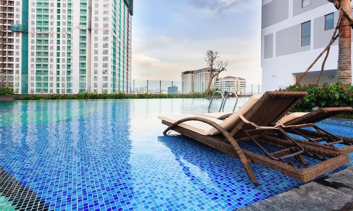 Refined Saigon - Rivergate Apartment