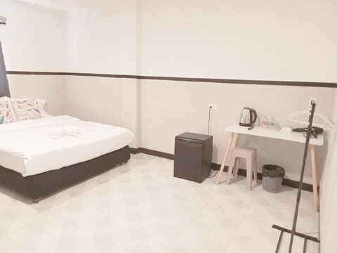 미트 인 푸켓 올드 타운