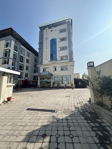 만달라 놀링 로즈 프라임 카트만두