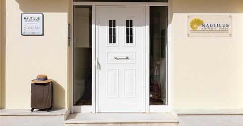 노틸러스 아파트먼트 에어포트 바이 에어스테이