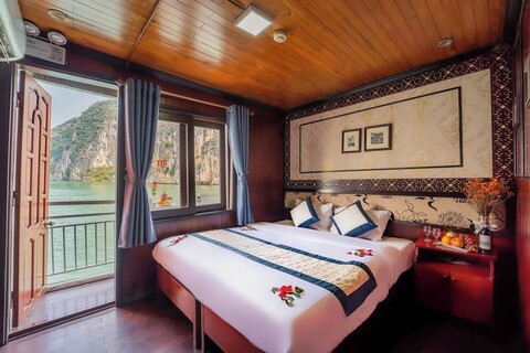 할롱 선라이트 레전드 크루즈