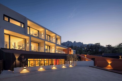 모야 호텔, 칭다오 라오산 경치 지역