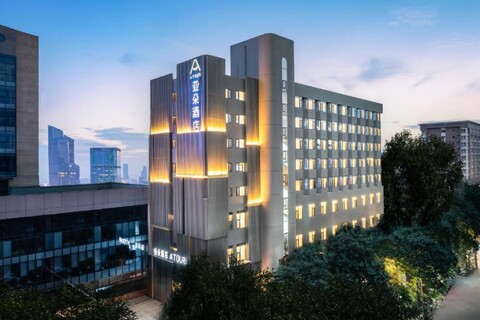 Atour Hotel Chengdu Sichuan University Kehua North Road