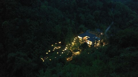 부수 포레스트 포에버 호텔