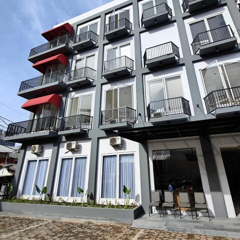 라 인 스티아부디