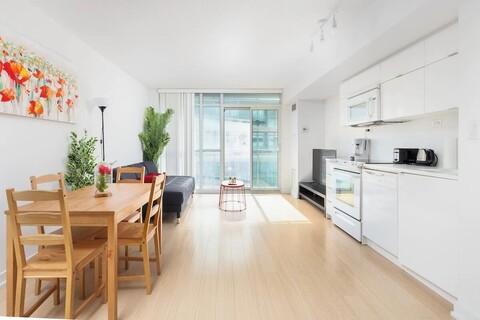 월드 와이드 스테이즈 스위트 - 엔터테인먼트