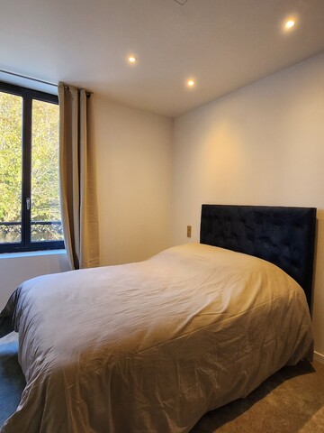 HDG 아파트먼트 호텔, 가르 드 리즐 아담