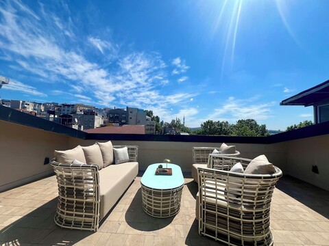 바인가르트 스위트 호텔