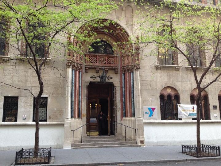 YMCA West Side-i