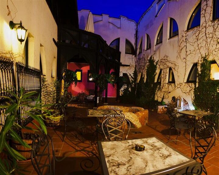 BEST WESTERN Janus Atrium Hotel-i