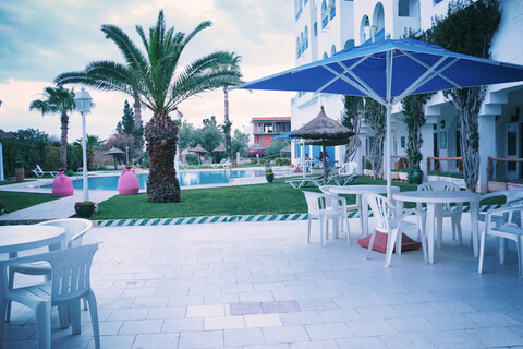 Le Khalife